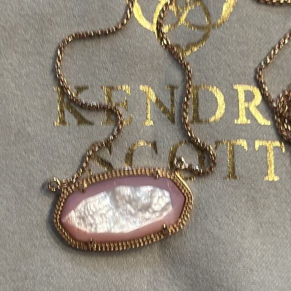 Kendra Scott adjustable necklace - Picture 2 of 3